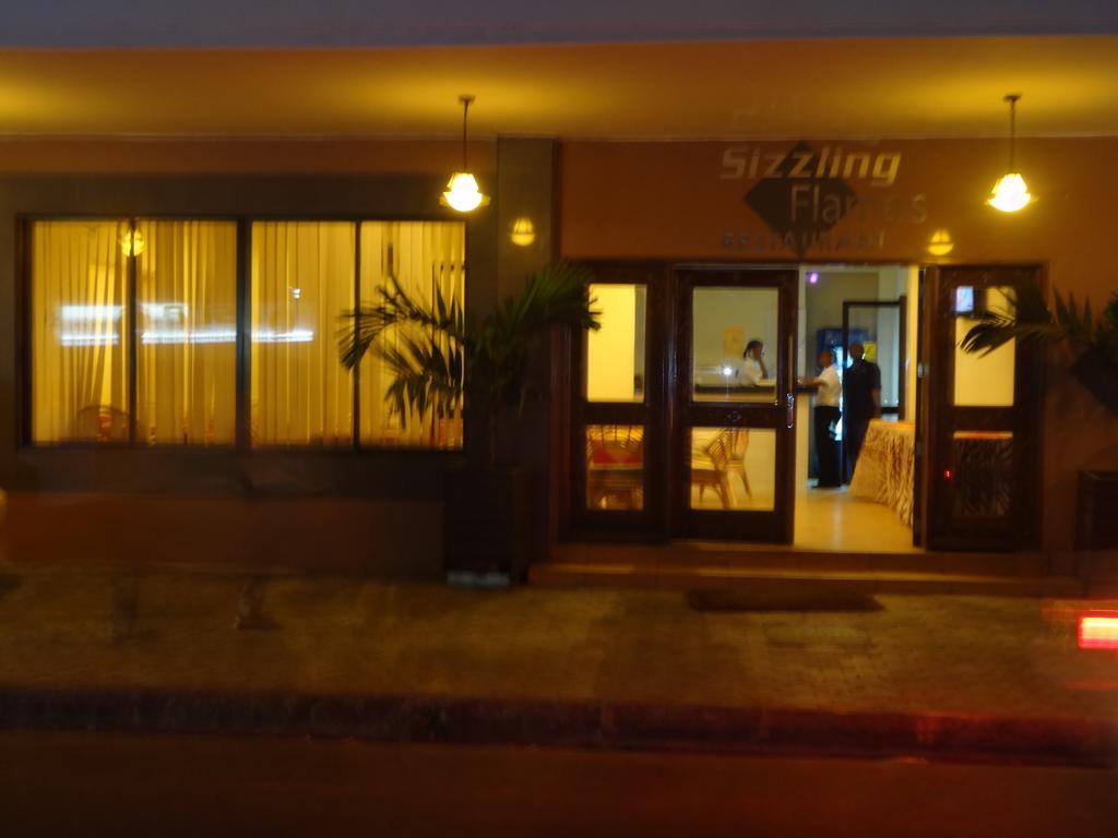 Regency Park Hotel Mombasa Ngoại thất bức ảnh