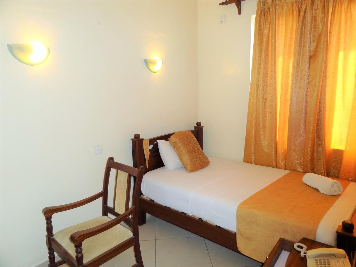 Regency Park Hotel Mombasa Ngoại thất bức ảnh